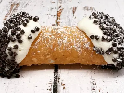 How long does cannoli stay fresh?