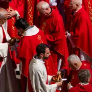 One Key to a Successful Campaign for Pope? Act Like You’re Not Campaigning.