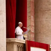 Pope Leo XIV Calls for End to War in First Sunday Blessing as Pontiff
